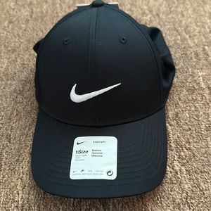 NWT Nike Dri-FIT Legacy91 Tech Golf Cap. 100% polyester